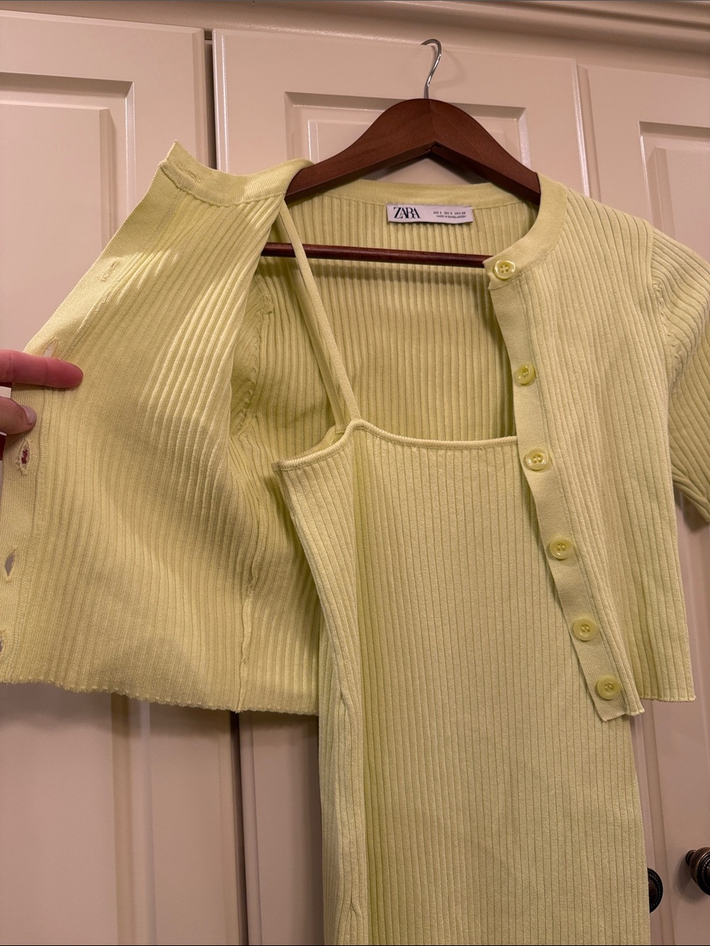 Zara Lime Ribbed Maxi Dress with Matching Short Cardigan - Picture 4 of 4